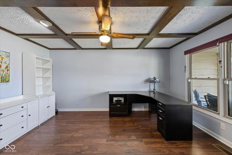 8311 Chateaugay Drive Indianapolis IN 46217