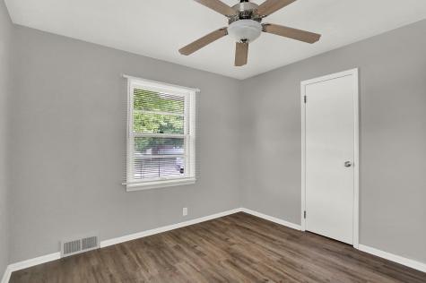 4552 Crittenden Avenue Indianapolis IN 46205