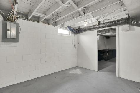 4552 Crittenden Avenue Indianapolis IN 46205