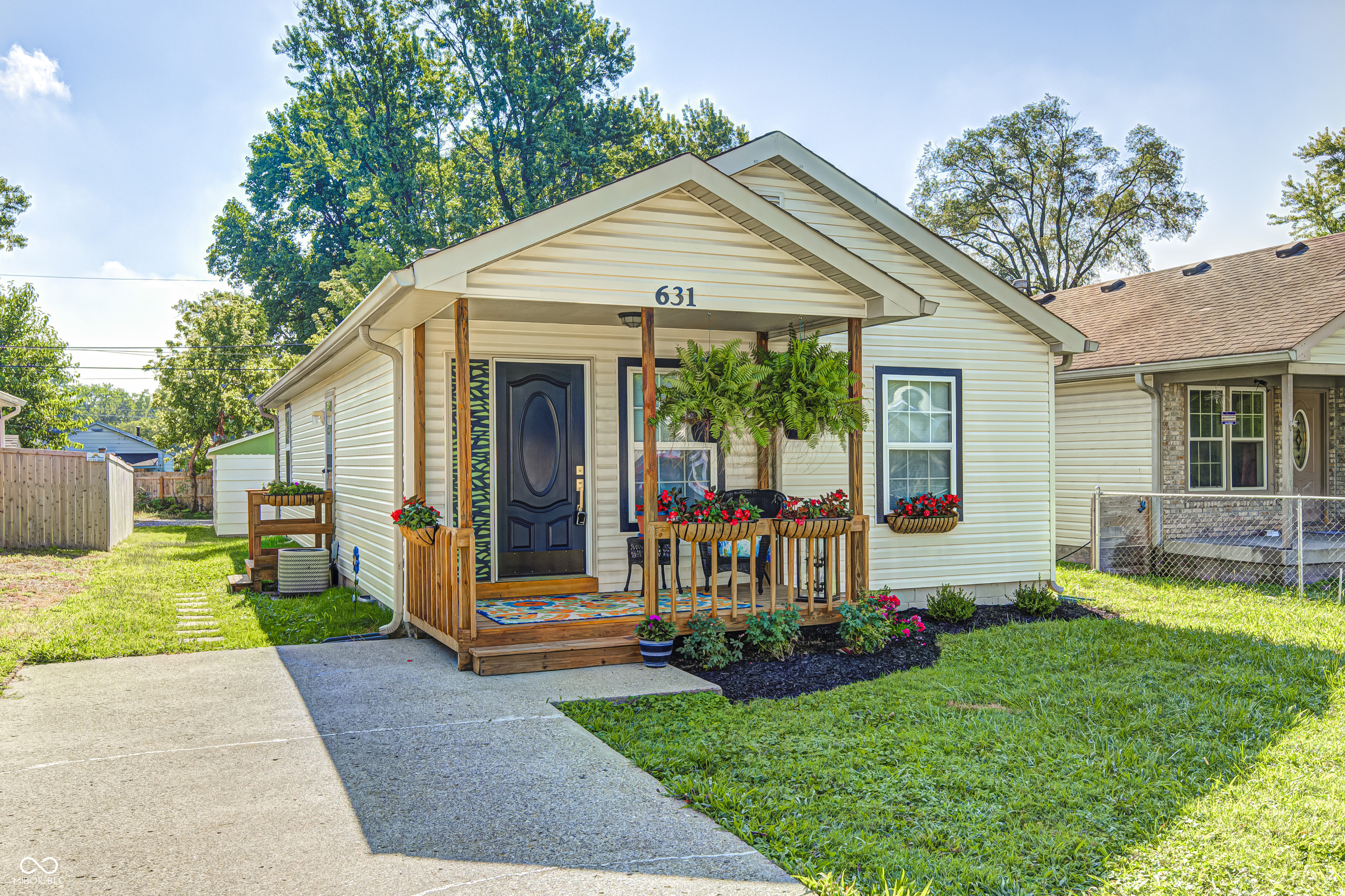 631 S Biltmore Avenue Indianapolis IN 46241