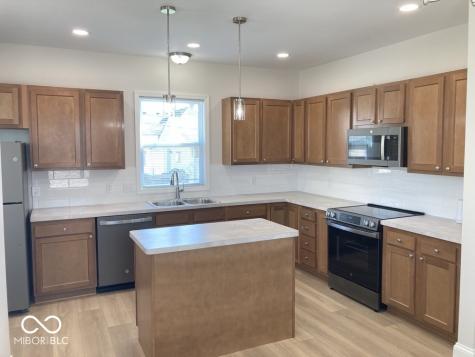 116 E Pennsylvania Street Shelbyville IN 46176