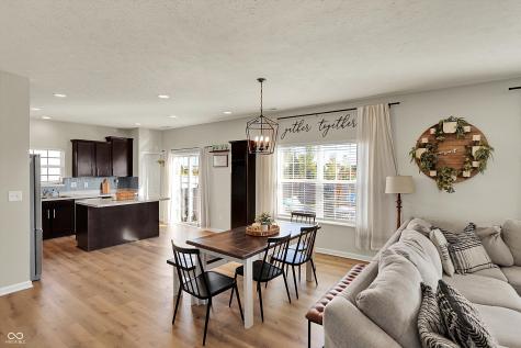 8207 Cagles Mill Trace Avon IN 46123