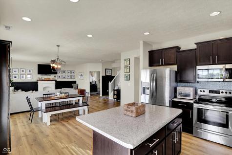 8207 Cagles Mill Trace Avon IN 46123