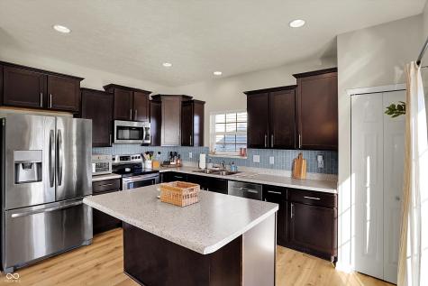 8207 Cagles Mill Trace Avon IN 46123