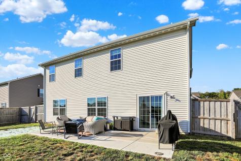 8207 Cagles Mill Trace Avon IN 46123