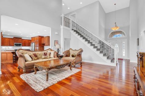 5173 Northwood Drive Columbus IN 47201