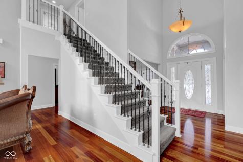 5173 Northwood Drive Columbus IN 47201