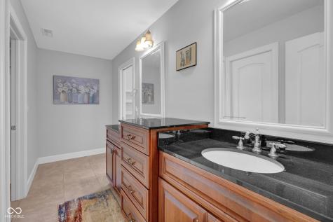 5173 Northwood Drive Columbus IN 47201