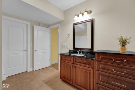 5173 Northwood Drive Columbus IN 47201