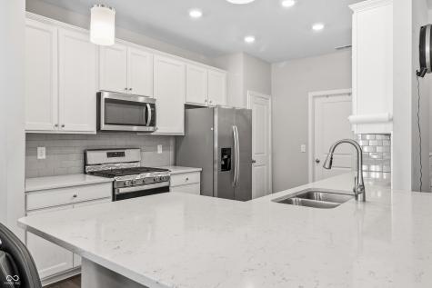 5805 Flat Hill Drive Indianapolis IN 46239