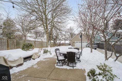5724 Broadway Street Indianapolis IN 46220