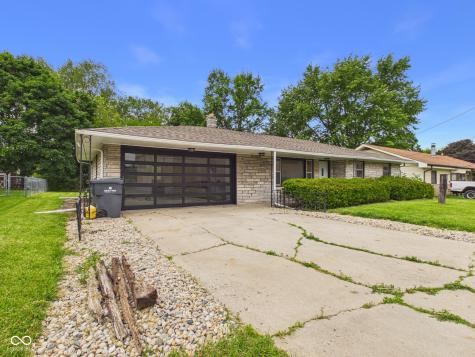 8415 S Bronco Drive Daleville IN 47334