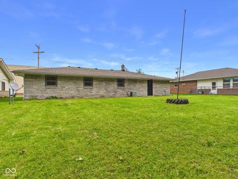8415 S Bronco Drive Daleville IN 47334