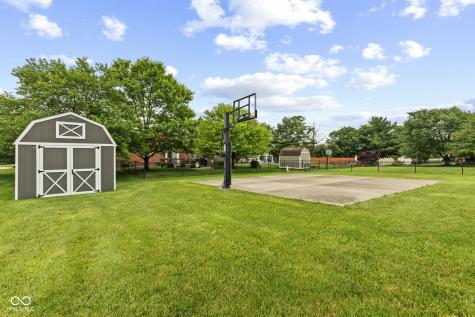 6518 Springview Drive Avon IN 46123