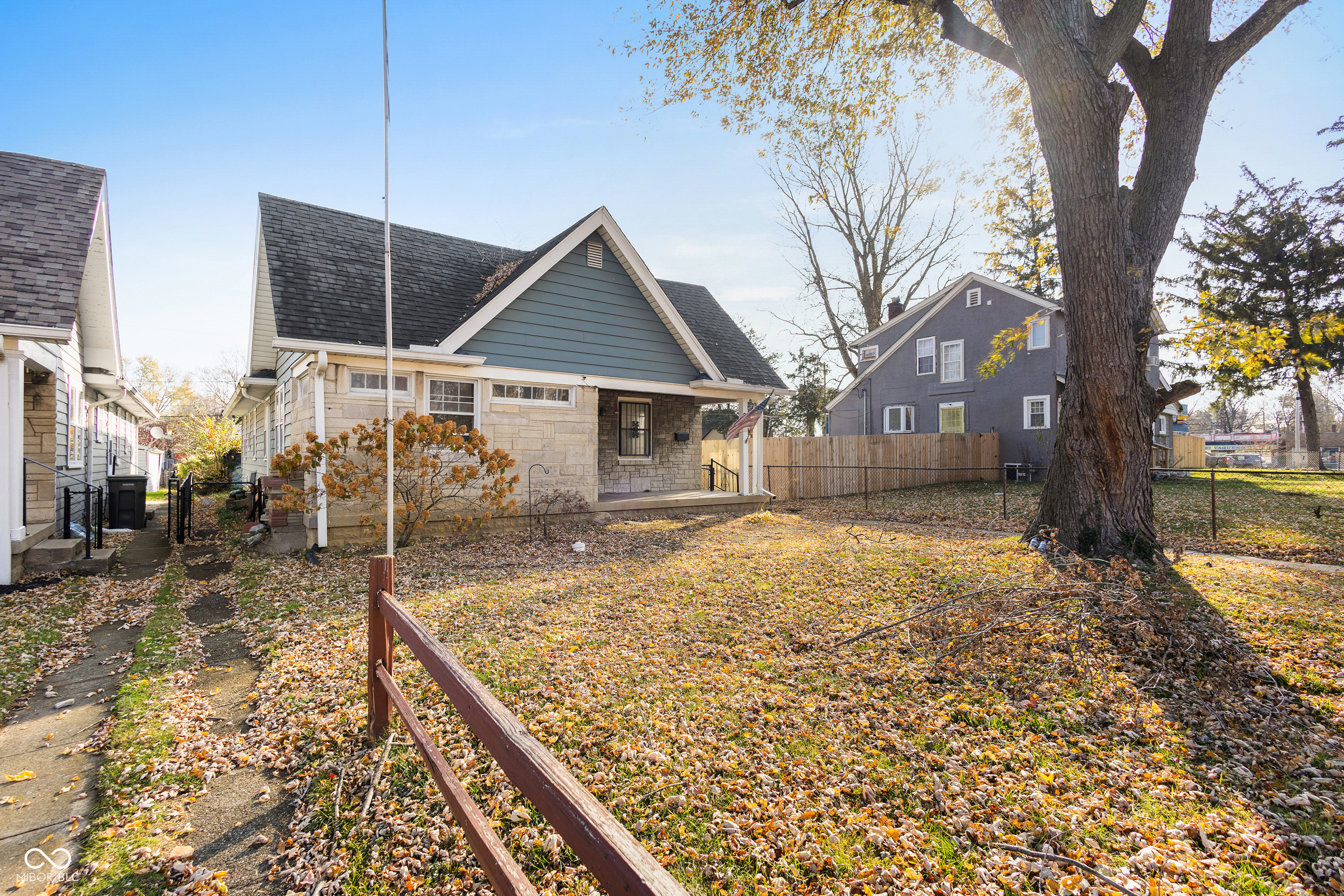 25 N Catherwood Avenue Indianapolis IN 46219