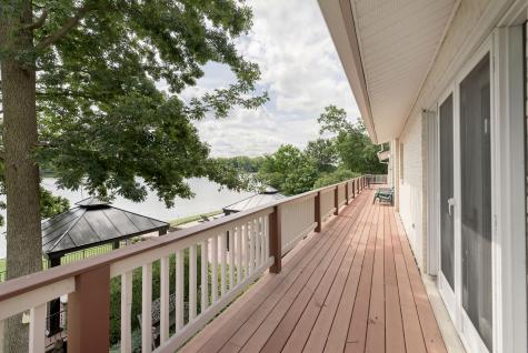 21 Lakeshore Court Carmel IN 46033