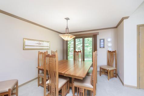 21 Lakeshore Court Carmel IN 46033