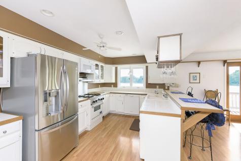 21 Lakeshore Court Carmel IN 46033