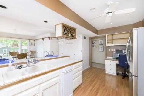 21 Lakeshore Court Carmel IN 46033