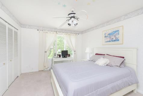21 Lakeshore Court Carmel IN 46033