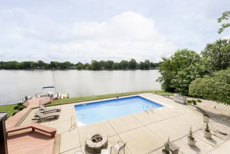 21 Lakeshore Court Carmel IN 46033