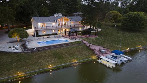 21 Lakeshore Court Carmel IN 46033