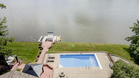 21 Lakeshore Court Carmel IN 46033