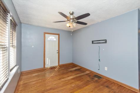 656 S High School Road Indianapolis IN 46241