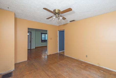 656 S High School Road Indianapolis IN 46241