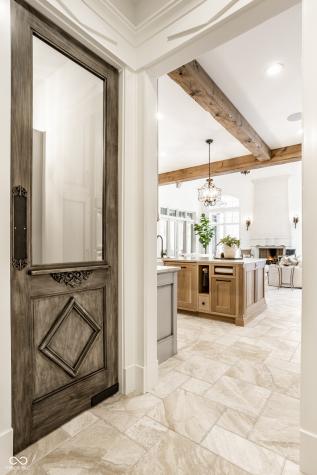 955 Bloor Lane Zionsville IN 46077
