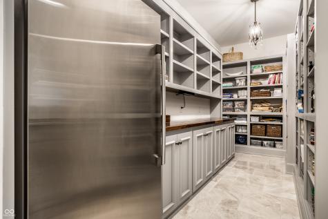 955 Bloor Lane Zionsville IN 46077