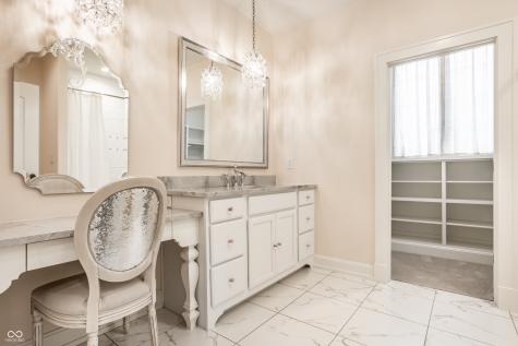 955 Bloor Lane Zionsville IN 46077