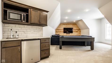 955 Bloor Lane Zionsville IN 46077