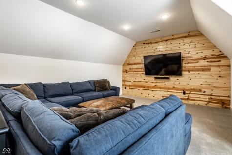 955 Bloor Lane Zionsville IN 46077
