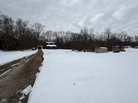 29 Buck Lane Spencer IN 47460