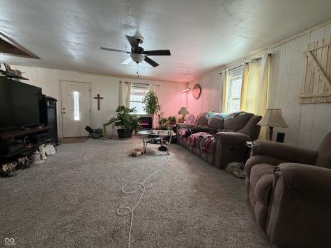 29 Buck Lane Spencer IN 47460