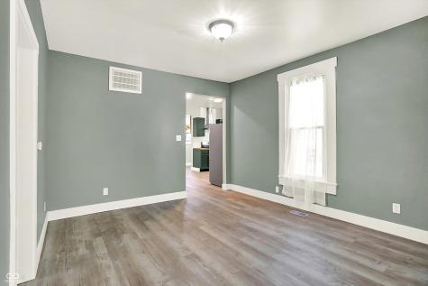 630 Walnut Street Whiteland IN 46184