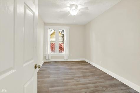 630 Walnut Street Whiteland IN 46184