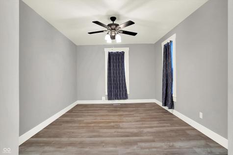630 Walnut Street Whiteland IN 46184