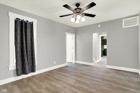 630 Walnut Street Whiteland IN 46184
