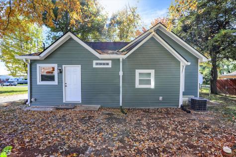 630 Walnut Street Whiteland IN 46184