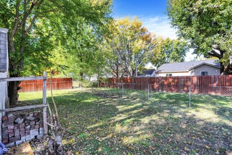 630 Walnut Street Whiteland IN 46184