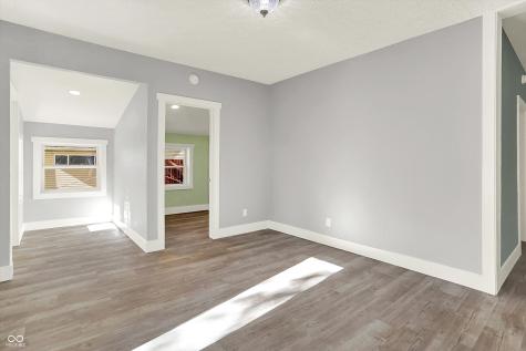 630 Walnut Street Whiteland IN 46184
