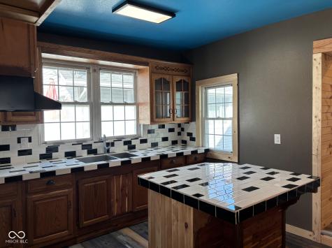 207 S Jackson Street Frankton IN 46044