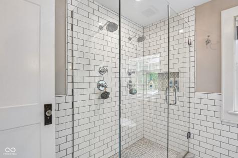 5517 Guilford Avenue Indianapolis IN 46220