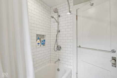 5517 Guilford Avenue Indianapolis IN 46220
