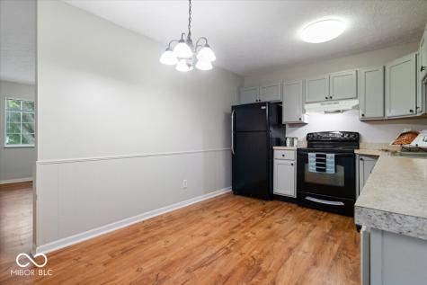8529 New Field Court Indianapolis IN 46231