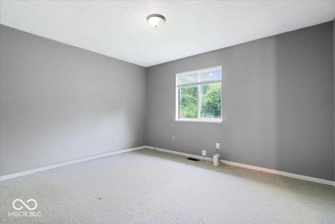 8529 New Field Court Indianapolis IN 46231