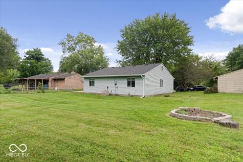 8529 New Field Court Indianapolis IN 46231