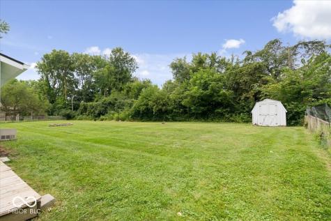 8529 New Field Court Indianapolis IN 46231
